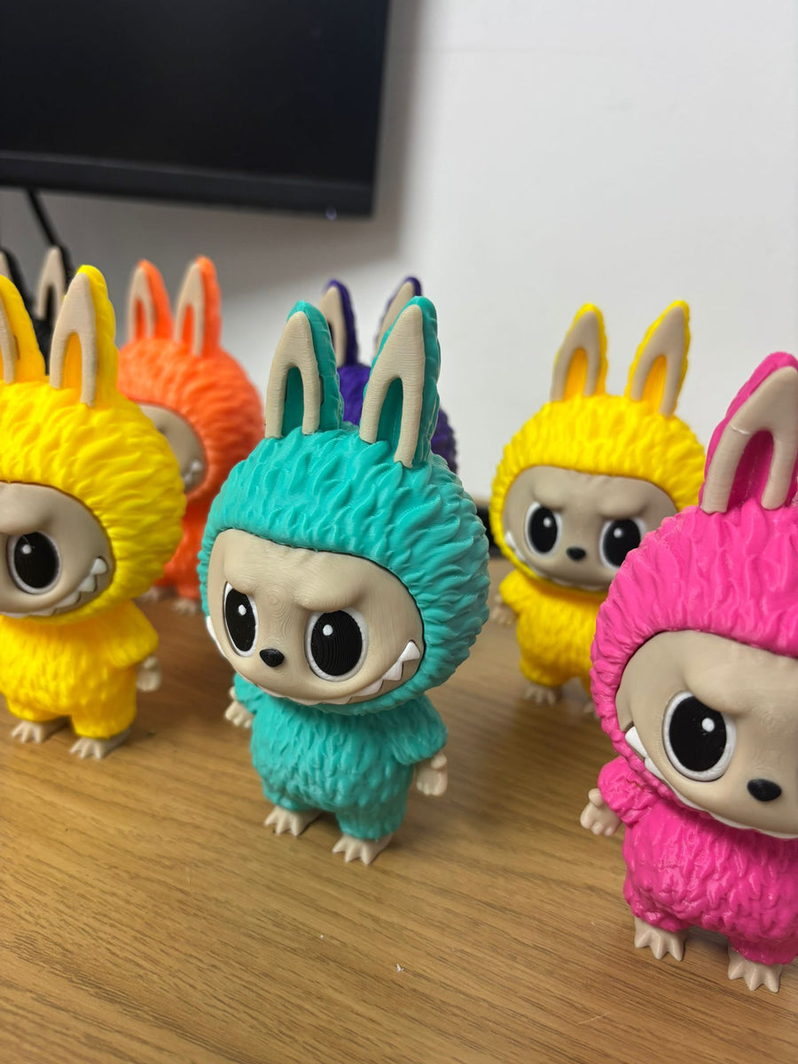 Figures and detailed creations